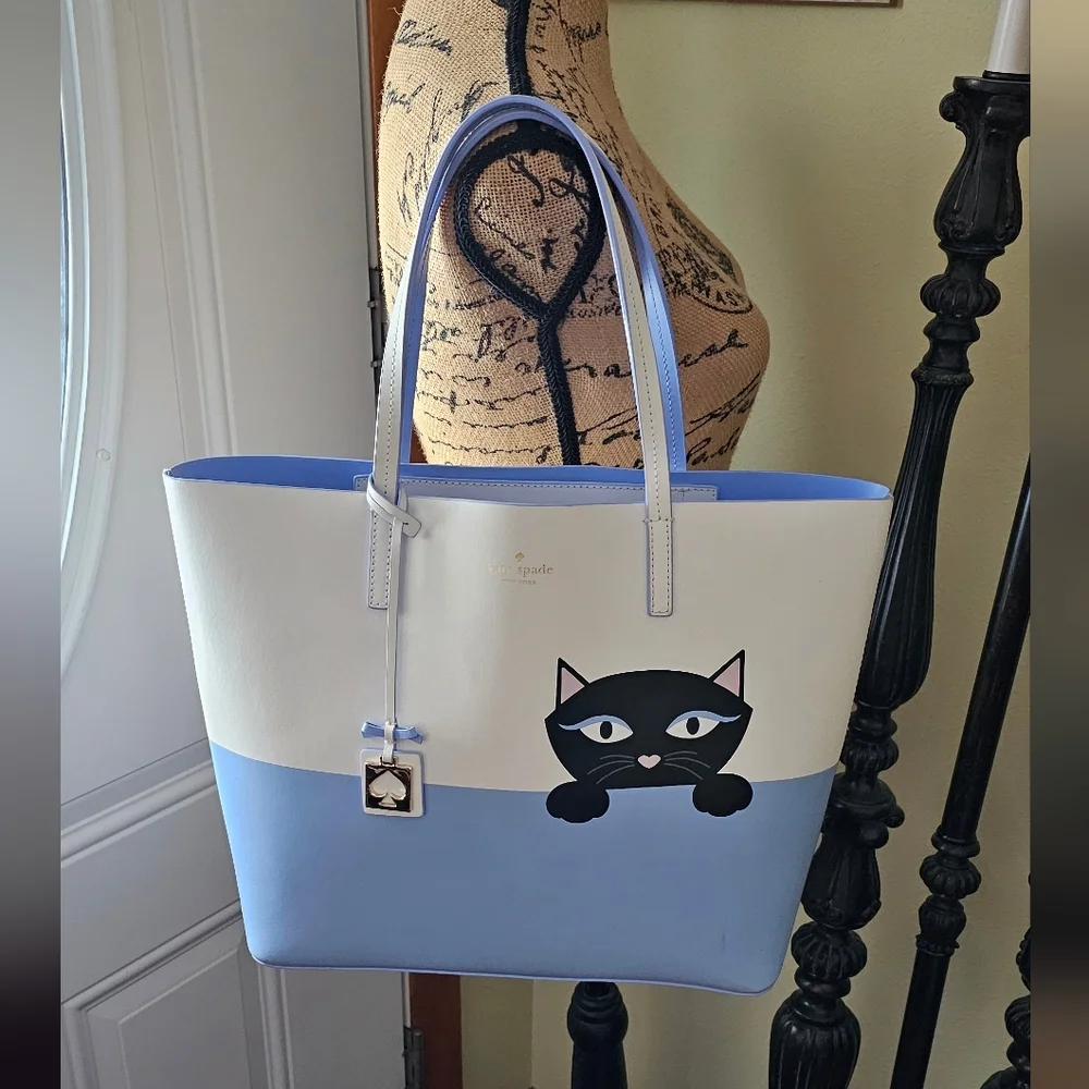 Kate Spade Tote ♠️💙 - Picture 3 of 17